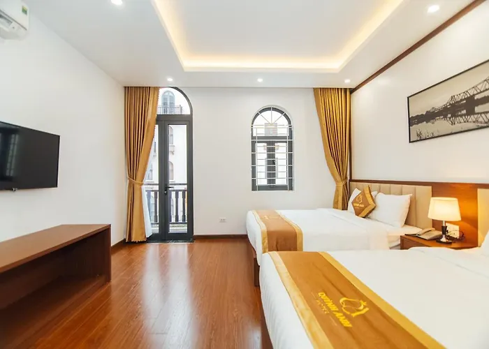 Quynh Anh Hotel 3*