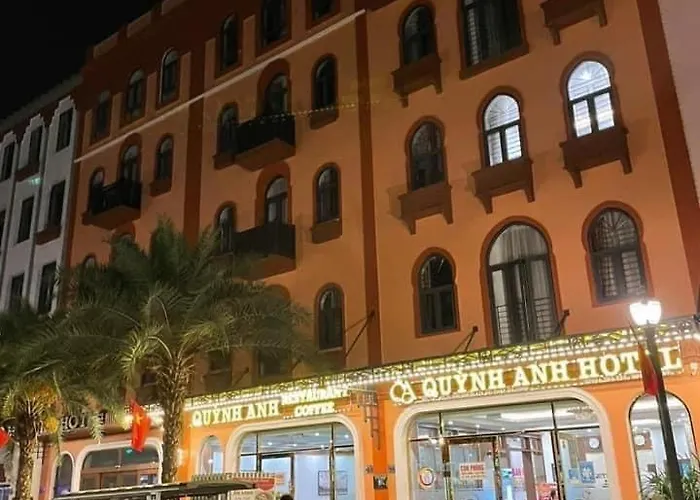 Quynh Anh Hotel 3*